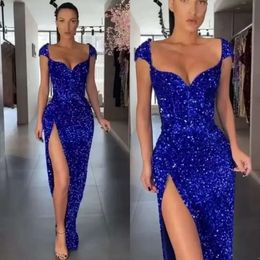 Royal Blue Prom Dresses Jewel Neck Beaded Sequined Lace Mermaid Evening Dress Sweep Train Custom Illusion Robes De Soiree BC