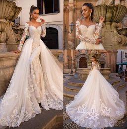 2021 Sexy Champagne Mermaid Wedding Dresses Sweetheart Off Shoulder Illusion Neck Lace Appliques Tulle Detachable Train Overskirts2437145