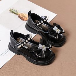 Children Fashion Girls Shallow Leather Shoes Bear Versatile Colour Matching Korean Style Pearls Kids PU Spring 240314