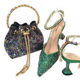 Dress Shoes 2024 Latest Green And Bags Sets Decorated With Rhinestone Wedges For Women African Shoe Set Party