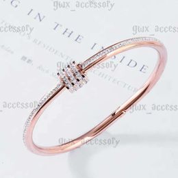 nail charm nail bracelet Designer Bangles press on nail for Women Mens Stainless Steel Alloy Armband18K Plated Gold Silver Rose Jewellery Diamond Bracelets 341