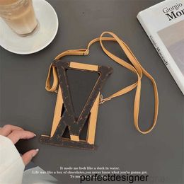 Designer Luxury Leather Phone Cases Big Letter V Cross Body Cases Luxury Designer Classic Flower Print Cell IPhone 15 14 13 Pro Max 14Plus Print Cell Phone Cas