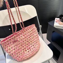 Woven Handbag Designer Womens Shoulder Bag Straw Hardware Metal Clasp Luxury Handbag Matelasse Chain Crossbody Bag Makeup Bags Grocery Basket Shopping Bags 22cm