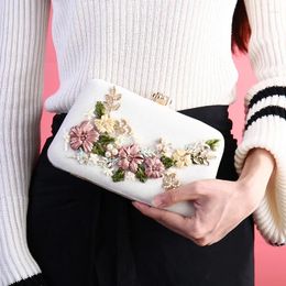 Evening Bags Fashion Velour Women Clutches 2024 Pearl Handbag Ladies Flower Party Wedding Bag With Chain Bolsas