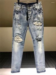 Мужские джинсы AM, модные повседневные узкие рваные джинсовые брюки, уличная одежда с принтом костей, лоскутные брюки высокого качества
