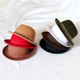 New Men's Gentleman Felt Hat Women's Stingy Brim Hats Men Women Fedora Cap European American Simple Fashion Fedoras Mens Small Top Caps