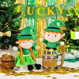 Stuffed Plush Animals Gloveya Plush Dolls Saint Patricks Day Gifts Soft Irish Bssings Doll Shamrock es Plush Elf Baby Girl Gifts L240322