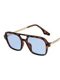 Sunglasses Retro double bridge sunglasses for womens fashionable pink gradient glasses trend hollow leopard blue square sunglasses for mens sunglasses J240322