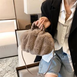 Shoulder Bags Faux Fur Crossbody Tote Women Luxury Design Woven Hand Handle Handbags Plush Versatile Ladies Shopping Domil