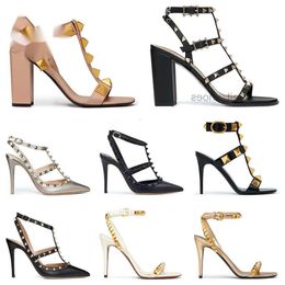 Designer High Heel 2024 valentines valentino Sandal Dress Shoes Ankle Strap Roman Studs Black Nude Strip Rivets Womens Вы Stiletto Block