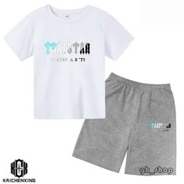 T Shirts 2024 Summer TRAPSTAR Tshirt Kids Boys Beach Shorts Sets Streetwear Tracksuit Men Women Clothes Girls Sportswear Shirt 3957