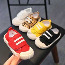 Sneakers New Spring and Summer Childrens Shoes Boys and Girls Candy Colors Childrens Casual Canvas Sports Shoes Soft Fashion Sports Shoes Leopard Pattern 240322