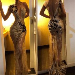 Sexy Mermaid Sequin Prom Dresses Sheer One Shoulder Long Sleeve Lace Applique Sweep Train Formal Evening Gowns