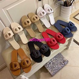 Aloha Rubber Sandals Womens Slippers Pig Nose Wearing Slippers Outside Female 2024 Summer Instagram Popular Same Style Vacation One Word Bea have logo HBZ0LL