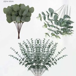 Faux Floral Greenery 30PCS 3 Kind Mixed Fake Plant Eucalyptus Leaf Christmas Decorations Home Garden Wedding Bride Holding Bouquet Artificial Flowers Y240322