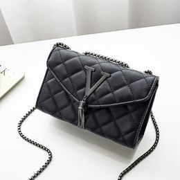 Black Luxury Handbags And Purse Women PU Leather Messenger Shoulder Bag Plaid Female Crossbody Bag Tassel Quilted