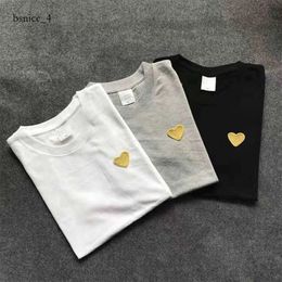 Designer Play T Shirt COMMES DES GARCONS Cotton Fashion Brand Red Heart Embroidery T-shirt Women's Love Sleeve Couple Short Sleeve Men Cdgs Play Yg 822