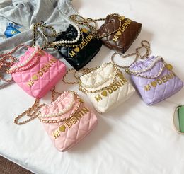 Kids love heart letter applique handbags girls pearls metals chain single shoulder bag children PU leather messenger phone bags Z7290