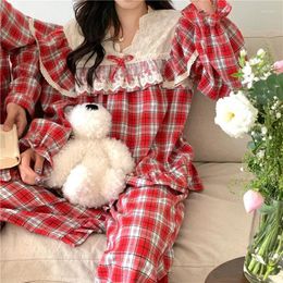 Women's Sleepwear Loose Casual Couple Pyjamas Sweet Lace Vintage Red Plaid Thick Nightwear Autumn Winter Princess Style Christmas Homewear