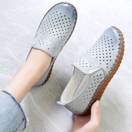 Flats Leather Soft Bottom Hole Sandals Women's Flat Nonslip 2022 Summer New Hollow Shoes Breathable Casual Women's Shoes Mom Shoes