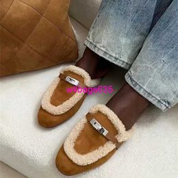 Mules Sandals Half Head Loafers Leather Slippers Family Fur Shoes for Womens Outwear with Half Slippers and Sheepskin and Wool Integrated Eur have logo HBMX75