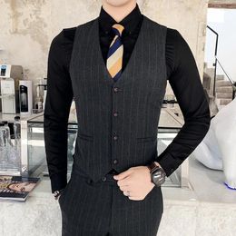 Men's Vests High-end Vest Jacket Luxury Leisure Business Slim Fit Striped Sleeveless Waistcoat Men Wedding Party Formal Chaleco Hombre