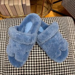 Women's plush slippers fluffy fur slippers luxury brand designer shoes warm indoor flip flops Herem fashionable black her anti-skidding mule