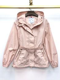 2024 New Short Drawstring Slim Fit Sunscreen Outdoor High Tech Nylon Lightweight Hooded Designer Womens Jacket Windrunner Tee