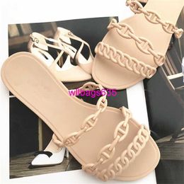 Aloha Rubber Sandals Womens Slippers Broken Code Loss Clearing Summer Pig Nose Slippers Instagram Chain Slippers Flat Bottom Beach Sandals J have logo HB28GW