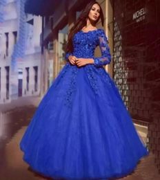 New Lace Quinceanera Dresses Royal Blue V neck Sweet 16 Dress Prom Ball Gowns Floral Appliqued Long Sleeves Party Prom Gowns5407382