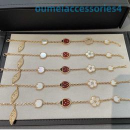 Designer Luxury Brand Jewellery Vanl Cleefl Arpelsbracelet Four Leaf Grass Seven Star Ladybug Five Flower Female 18k Rose Gold Natural White Fritillaria Bracelet