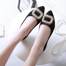 Casual Shoes Beads Crystal Buckle Flats Woman Loafers Pointed Toe Flock Sneakers Women Pearl Soft Bottom Moccasins 2024 Plus Size 34-43