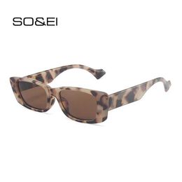 Sunglasses SO EI Retro Small Rectangular Sunglasses for Women Ins Popular Fashion Candy Coloured Glasses for Men Square Sunglasses Shadow UV400 J240322