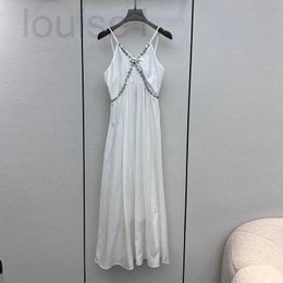 Basic & Casual Dresses Designer Brand Boutique Miu Style Dress with Diamond Studded Beads, Knee Length Skirt, V-neck Slim Fit Fairy Vacation Dress, Summer New JT2F