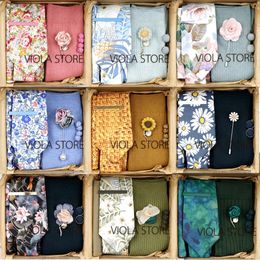 Viola Design 6PCS Gift Box Floral Solid Cotton Sock Tie Sets Clip Pin Cufflinks Hankie Men Wedding Party Daily Cravat Accessory 240315