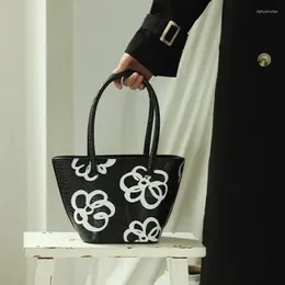 Bag 2024 Designer Flower Tote Bags For Women Luxury Crossbody Purse Sweet Small Handbag Brown Shoulder Leather Messenger
