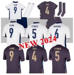 24/25 Maglie da calcio in Inghilterra 2024 2025 KIDS KIT KANE GREALISH MEAD FODEN Sterling Inghilterra Rashford Sancho Saka Boys National Football Shirts Uniforms