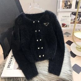 Tasarımcı Sweater Kadın Moda Knaklı Kazak Sıradan Kaşmir hırka Kadınlar Sıcak ve Seksi Yün Sweater