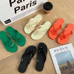 Word g Family Slippers Anti Slip Couples Popular on the Internet Fashionable Beach Casual Mens and Womens Matsuke Thick Slippers