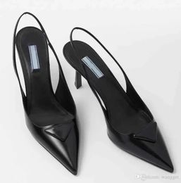 2024 Luxury brands Dress Shoes Summer Walk Sandal high heels low heel Black Brushed leather slingback pumps black white pink patent leathers heeled sandals shoe box