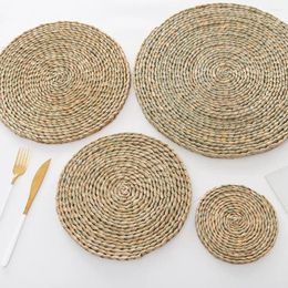 Table Mats High-quality Linens Handwoven Cattail Grass Placemat Set Heat Resistant For Dining Anti-skid Coasters Home