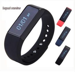 New Arrival iwown i5 Plus Smart Watch IP65 BT40 091 inch OLED TPU Band Multifuction Intelligent Bracelet for IOS Android smart7918560