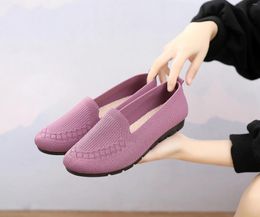 Casual Shoes Low Cut Women's Shallow Mouthed Old Beijing Cloth Real Flying Woven Mesh Fashionable Mom's Wal
