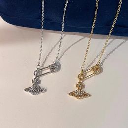 Designer Lin Zhou Pin Full Diamond Saturn Chain Necklace Womens Shining Full Diamond Pin Stacked Chain Collar chain 2024 AA+