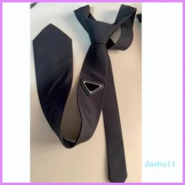 Women Necktie Mens Designer Neck Tie Suit NeckTies Luxury Business Men Silk Ties Party Wedding Neckwear Krawatte Choker