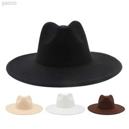 Geniş Memlu Şapka Kovası 9.5cm Büyük Klasik Fedoras Hat Unisex Monokrom Resmi Elbise Retro Kadınlar Basit İngiliz Tarzı Caz Erkek Kovaları 24323