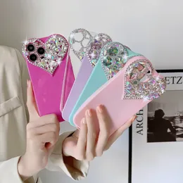 Luxury Bling Diamond 3D Flower Cases For Iphone 15 14 Pro Max 13 12 11 XR 15Pro 14Pro 15Plus Shinny Hard PC Acrylic Rhinestone Love Heart Women Phone Back