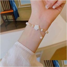 Charm Bracelets Jewelry Accessories Flower Pearl Bracelet Imitation Irregar Bead String Bangle White Petal Drop Delivery Dhx7B Otkyn