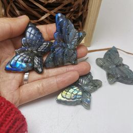 Decorative Figurines Natural Labradolite Stone Handmade Healing Butterfly Craving Crystal Animal Angel Strong Flash As Gift