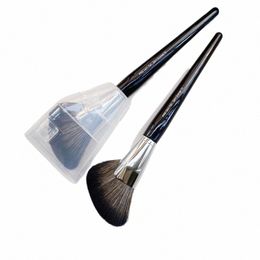 pro Demi Fan Makeup Brush #72 Featherweight Soft Bristle Seaml Setting Powder Cosmetics Brush Beauty Tools o8nv#